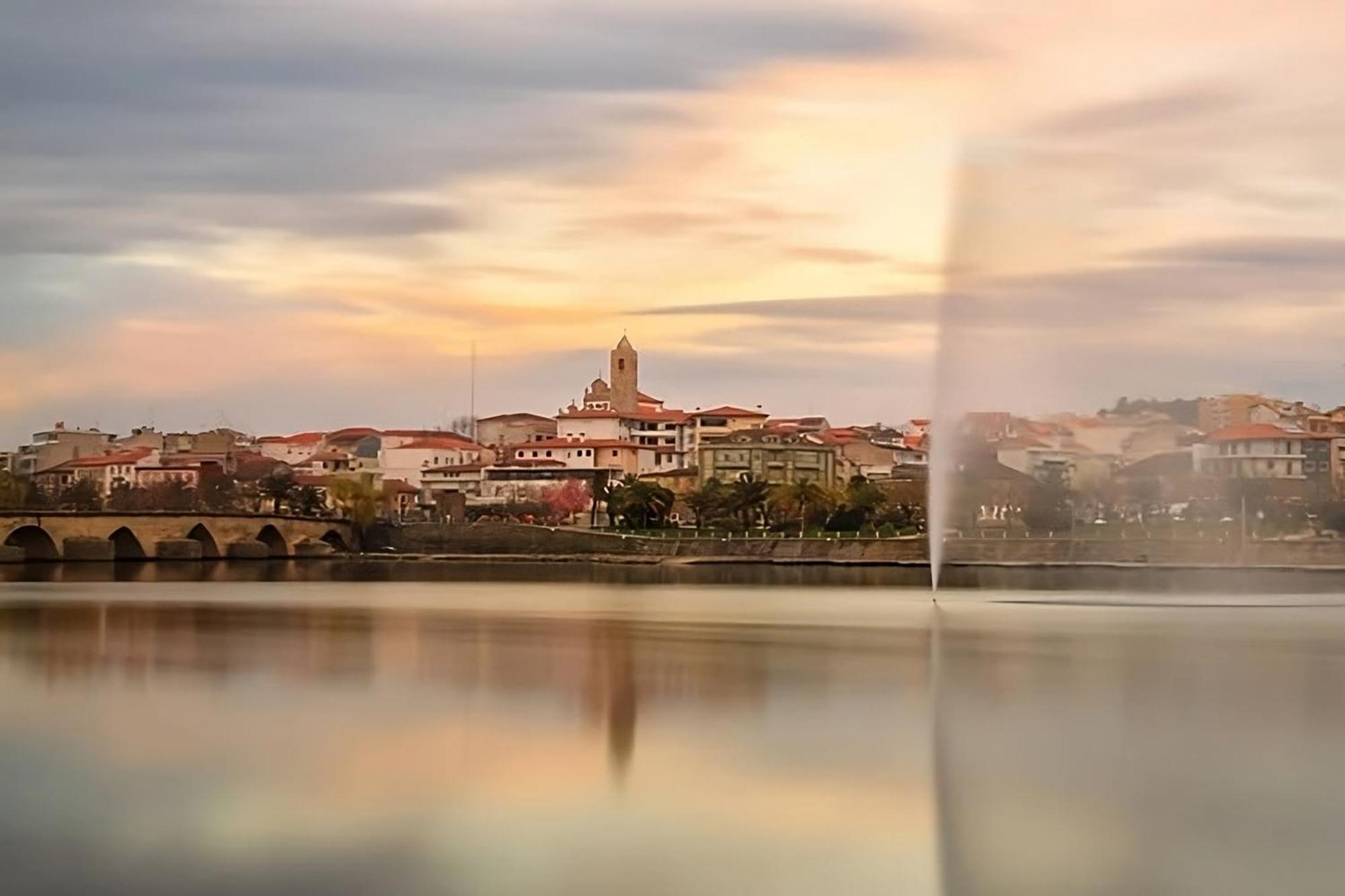 Coracao Do Tua Hotel Мирандела Экстерьер фото